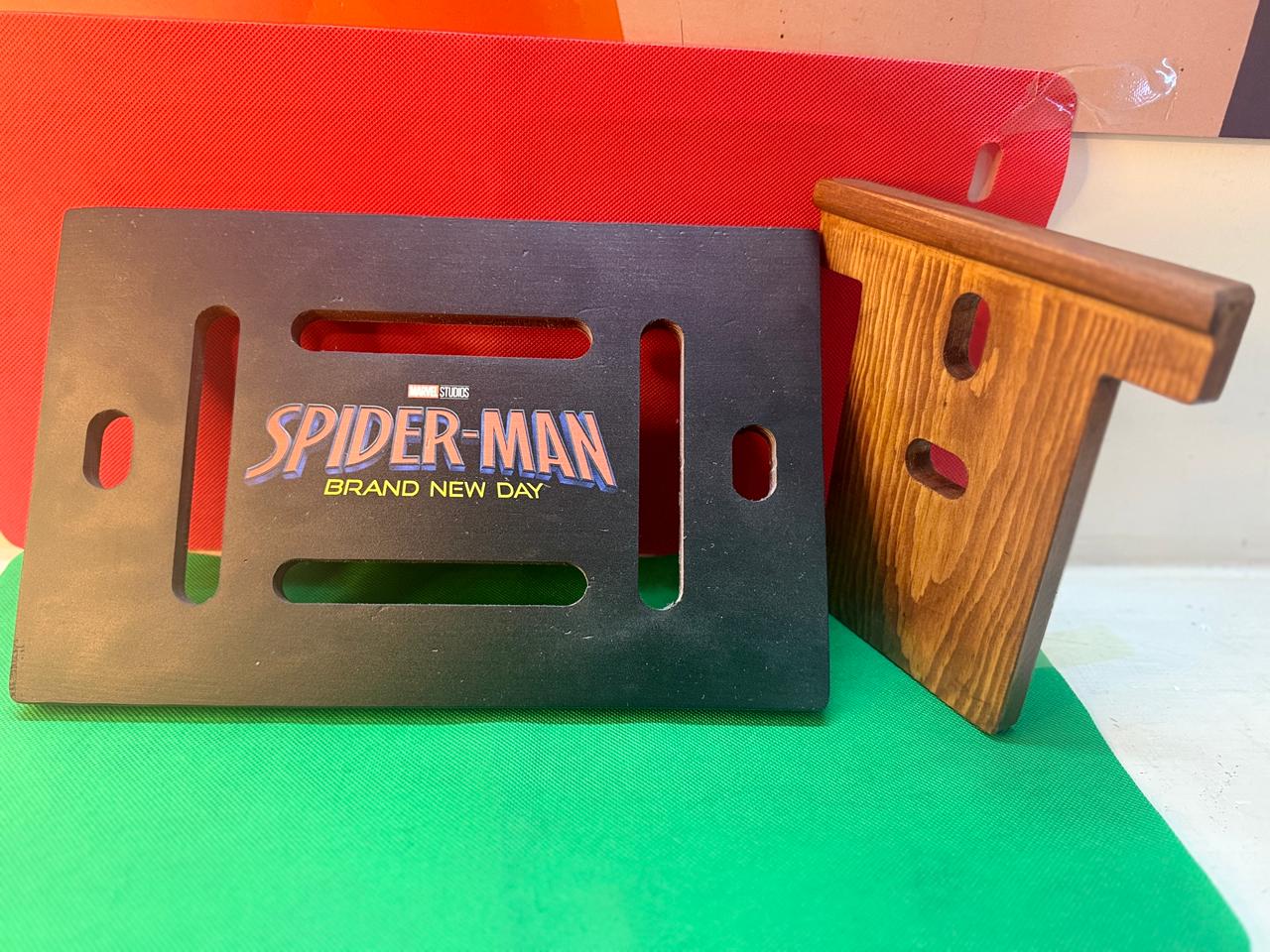 Patterned Tablet Holder (H)