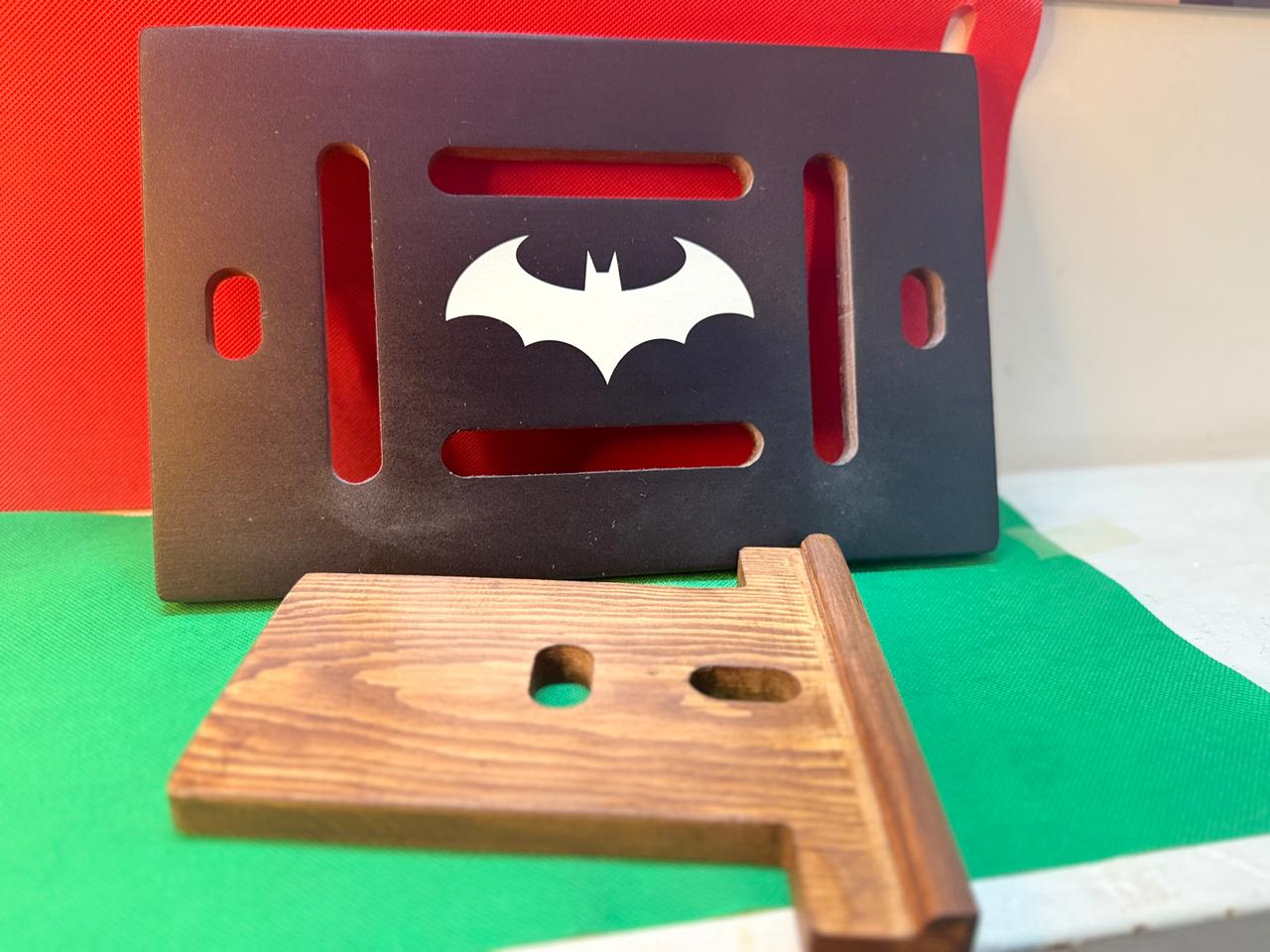 Patterned Tablet Holder (J)